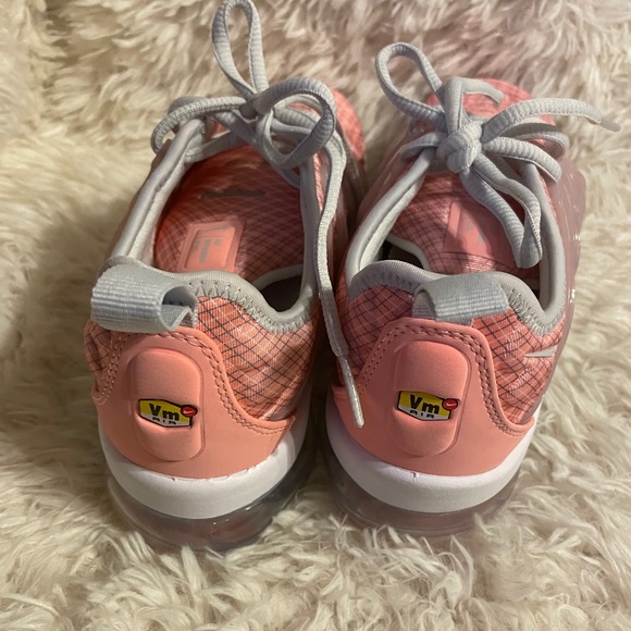 Nike Air VaporMax Plus Sneaker - Picture 5 of 7